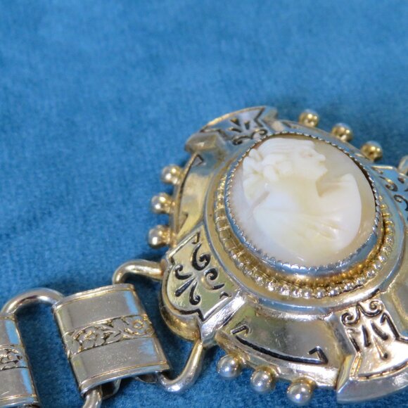 Vintage Victoria 1910 cameo Bracelet with damascene link - Picture 6 of 8